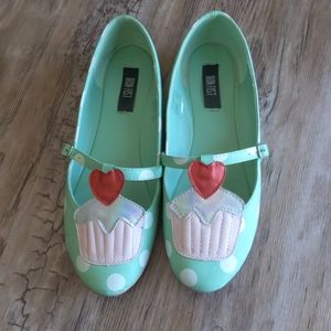 Iron Fist Cupcake Princess flats, sz7